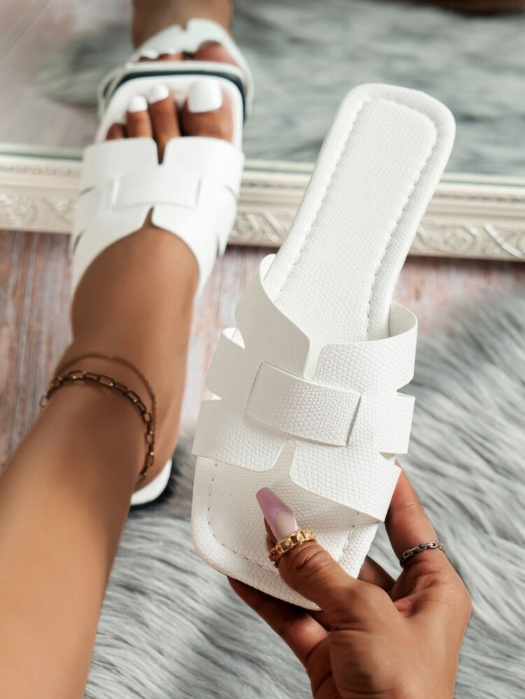 Fashionable Outdoors White Flat Slippers For Women, Intertwine Strap Plain Artificial Leather Ope... | SHEIN