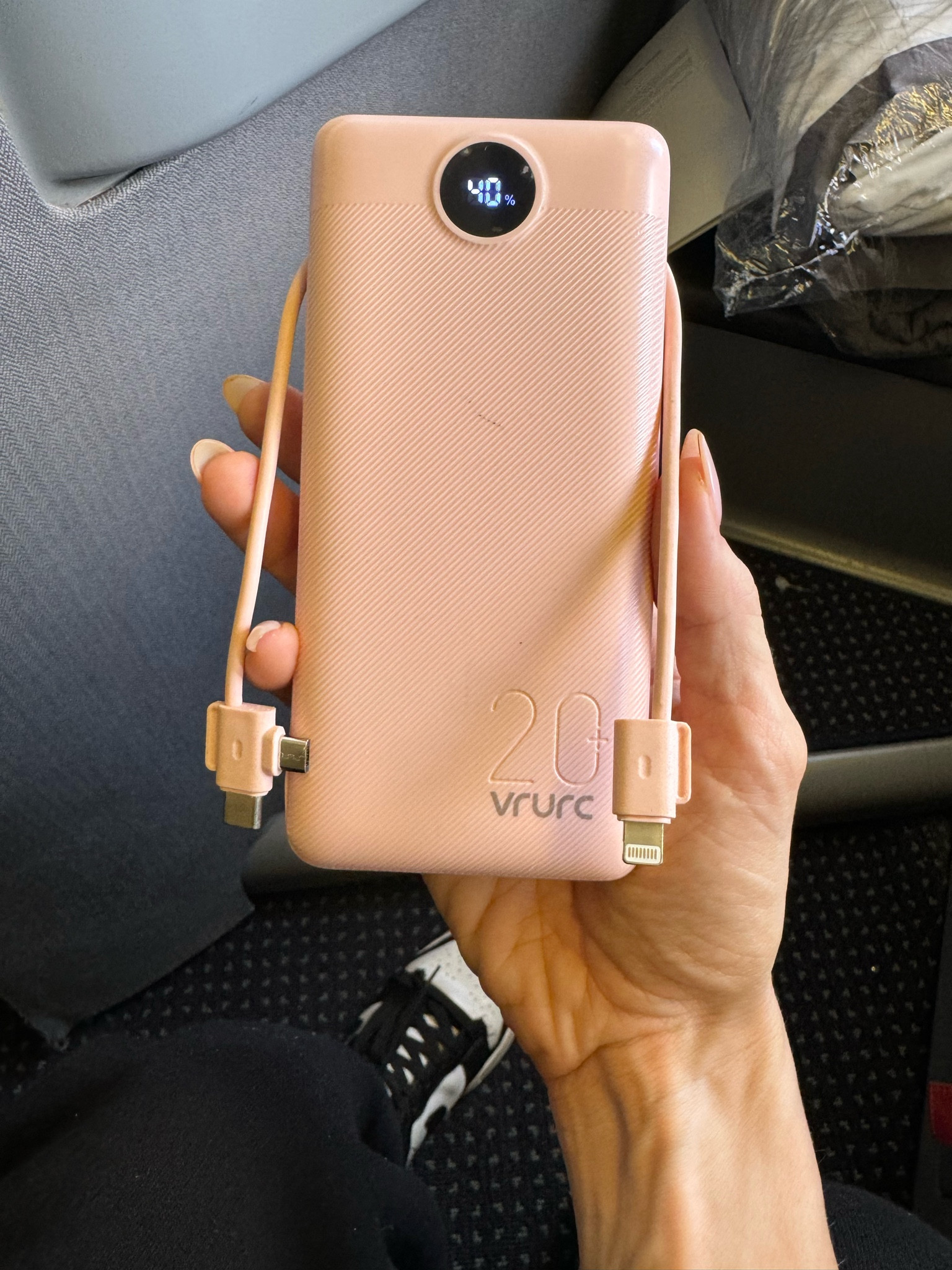 Portable phone charger for traveling. Plugs into the wall and charges SO fast 🙌🏼🙌🏼✈️

#LTKSaleAlert #LTKFindsUnder50 #LTKTravel