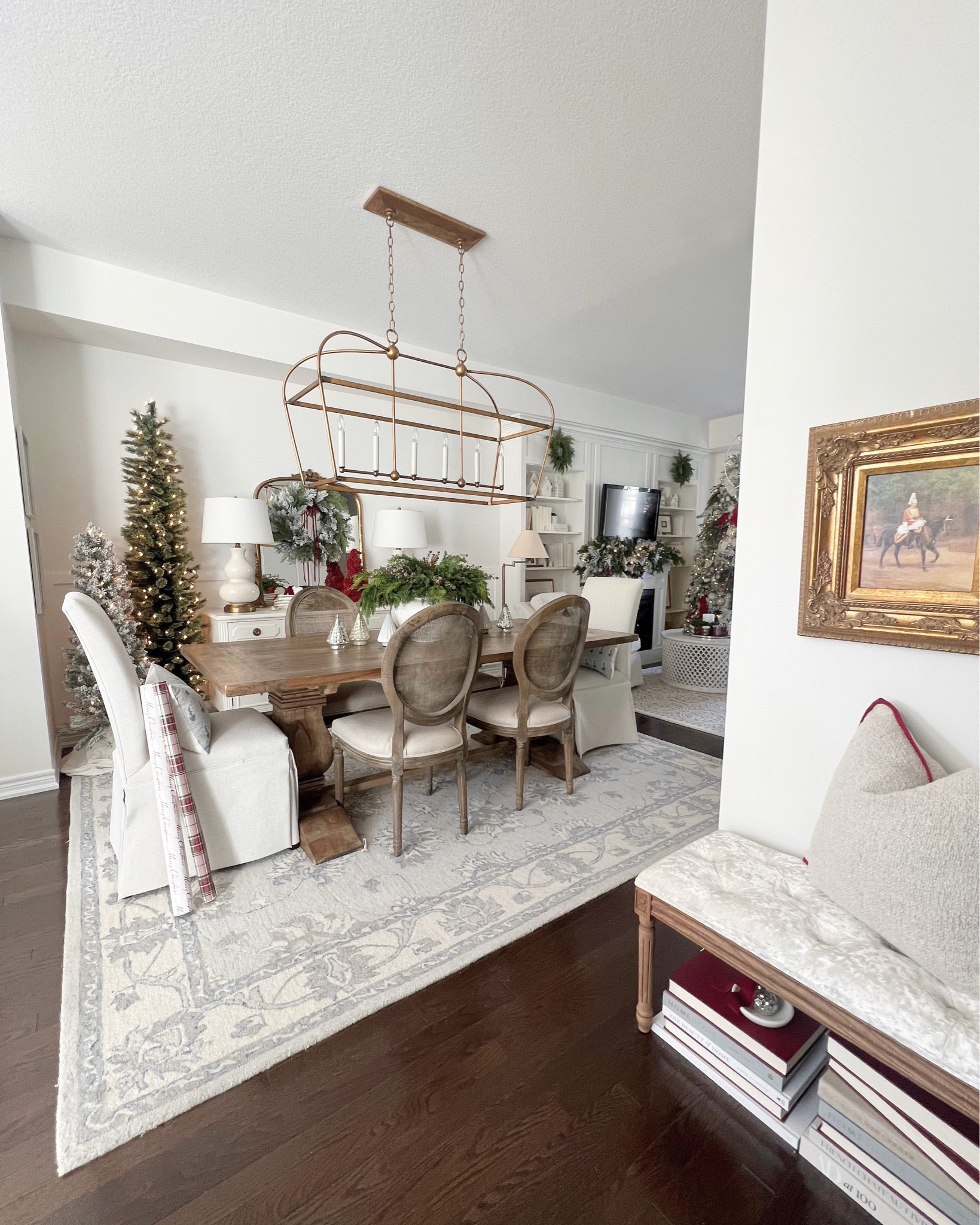 Christmas Decor, dining room  

#LTKHoliday #LTKSeasonal #LTKGiftGuide