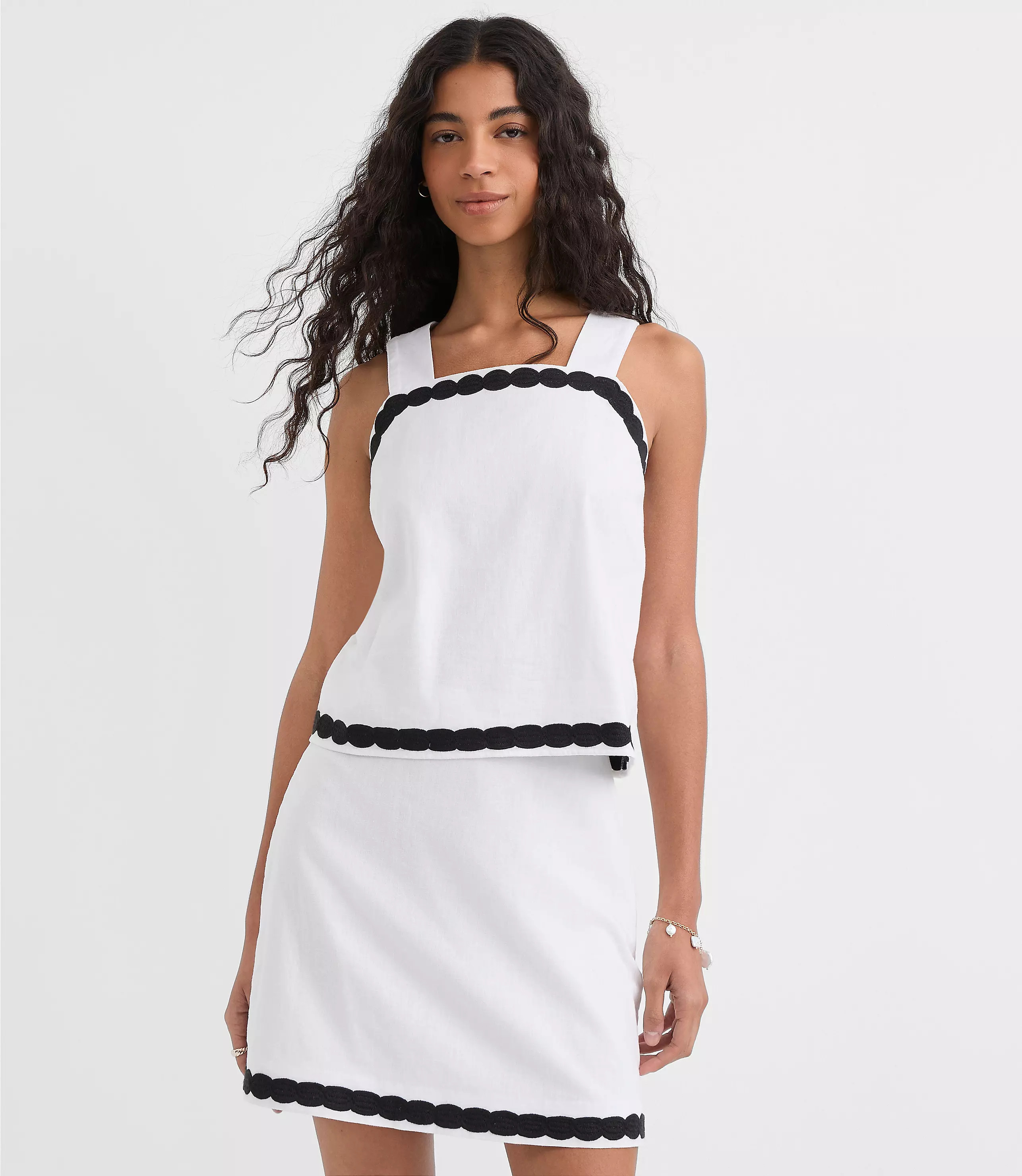 Scalloped Linen Cotton Square Neck Shell | LOFT