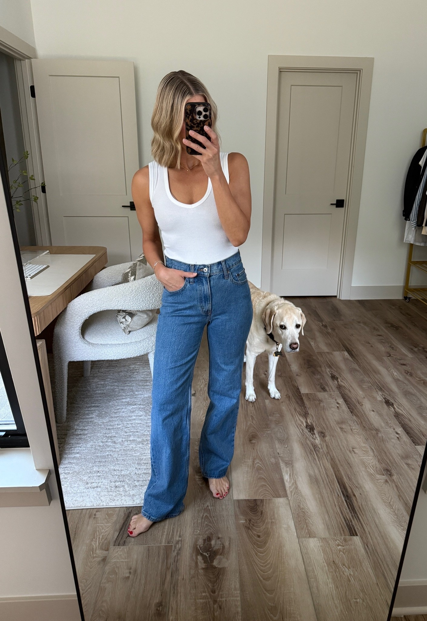 Wearing 25/reg relaxed jeans

#LTKSeasonal #LTKOver40