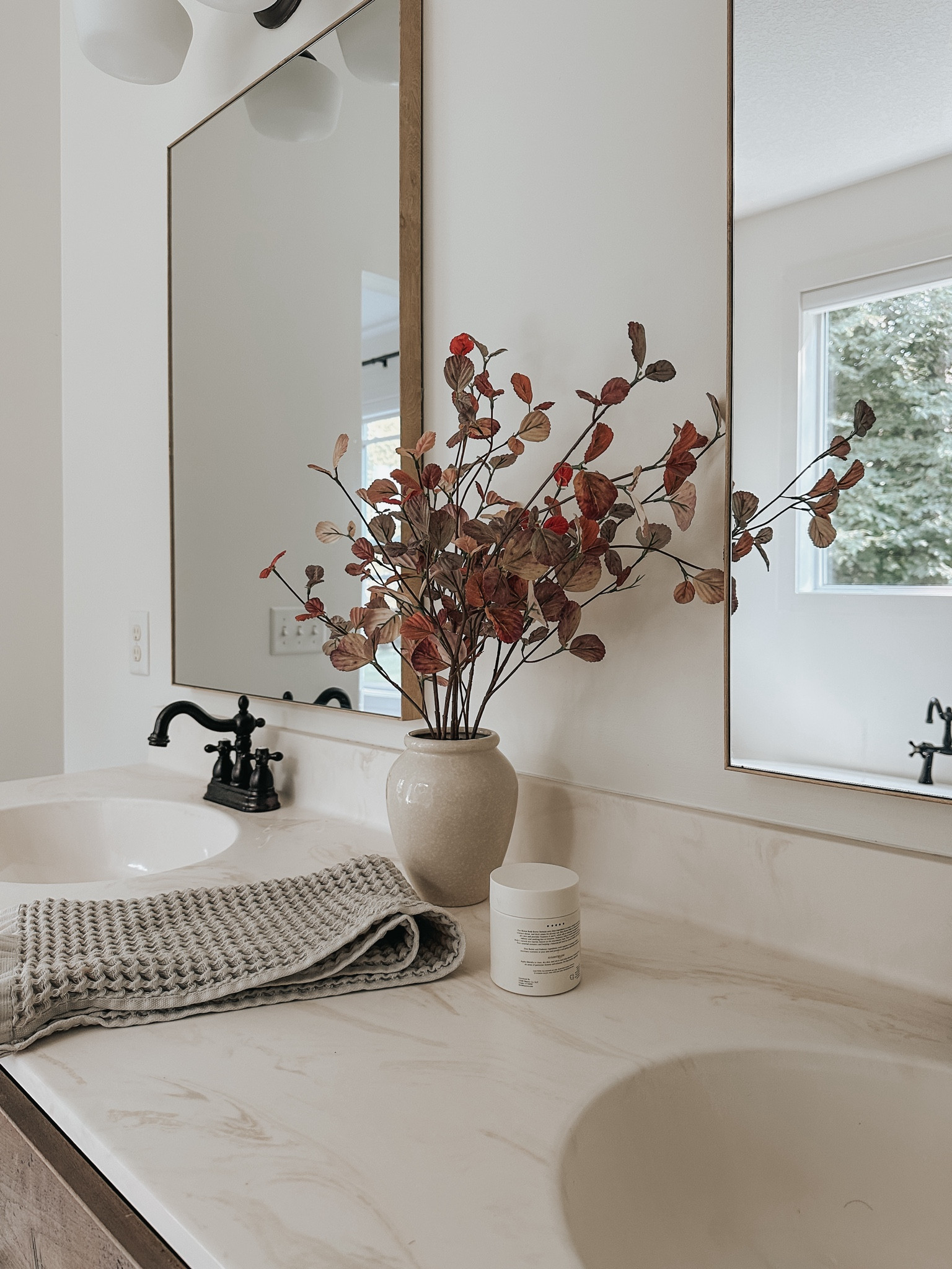 Fall florals at @target!

#target #targethome 

#LTKFindsUnder50 #LTKHome