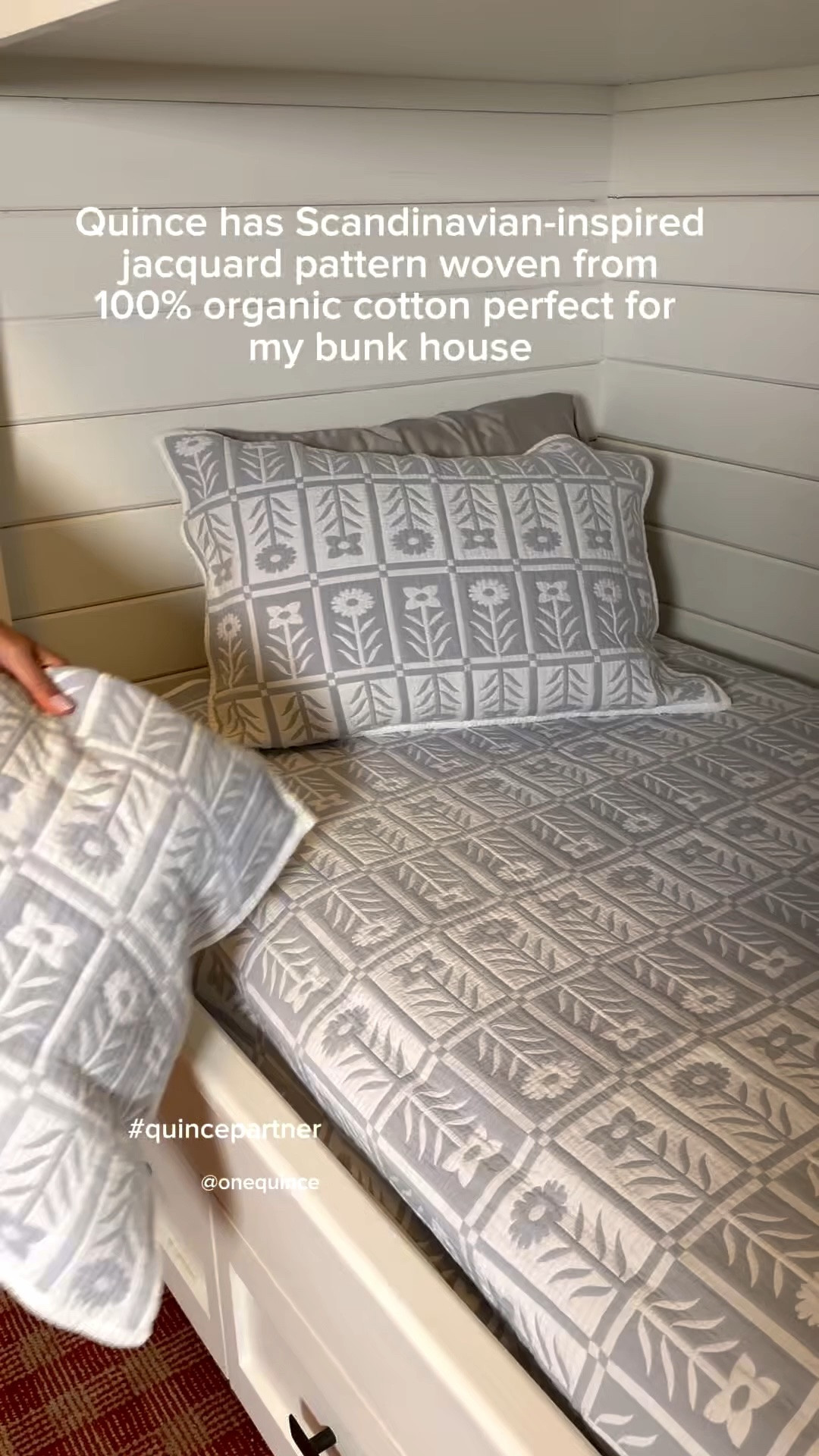 100% organic cotton and Scandinavian inspired quilt 

@Quince 
#quincepartner