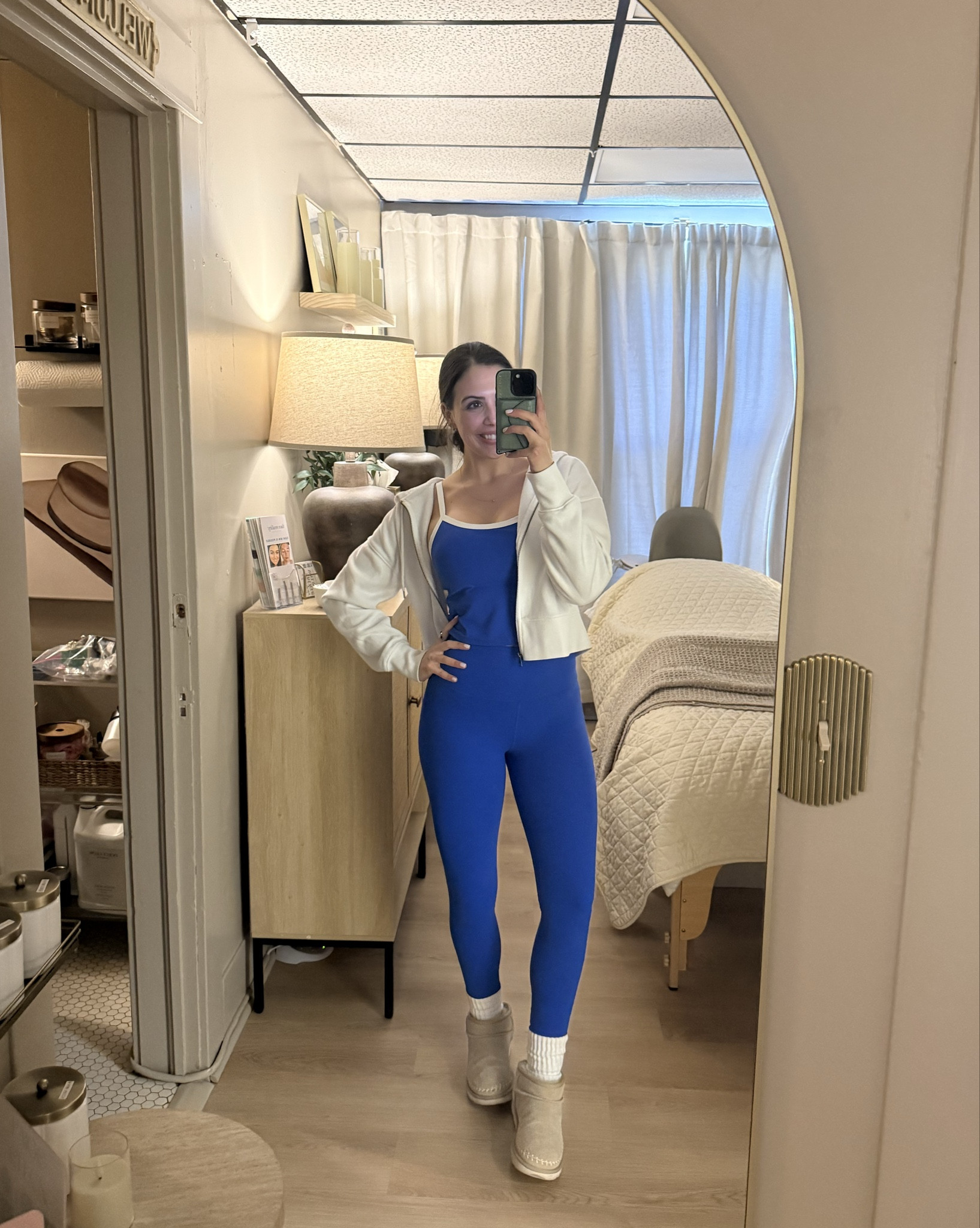 blaze blue workout set 💙

leggings: small
tank: medium

#LTKgrwm #LTKfitnessgoals #LTKActive