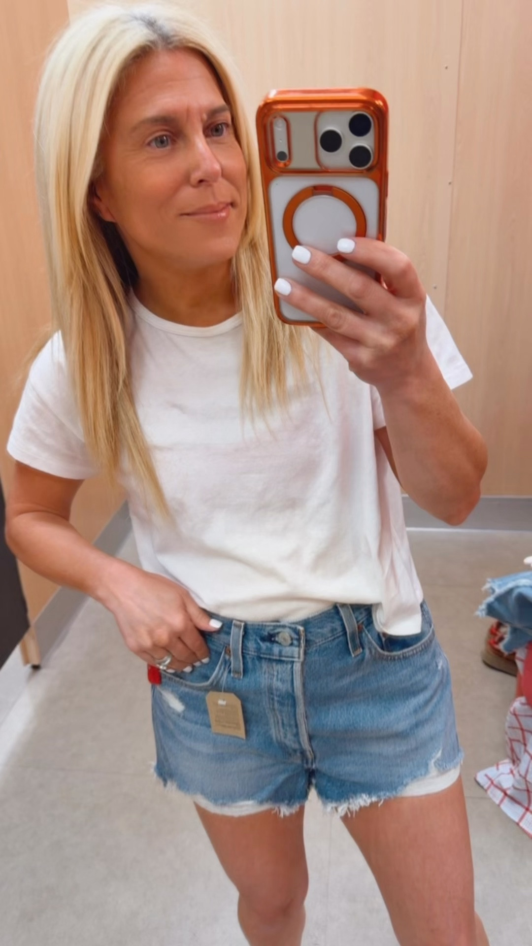 Best Levi’s Jean shorts 

#LTKootd