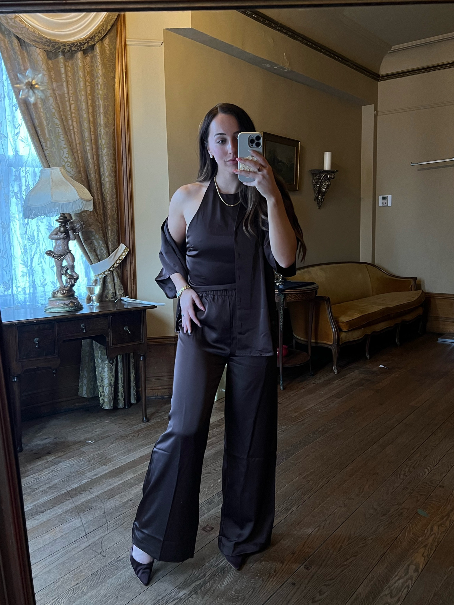 Full brown set 🤎 I got a US6/AU 10


#LTKworkwear #LTKfindsunder100