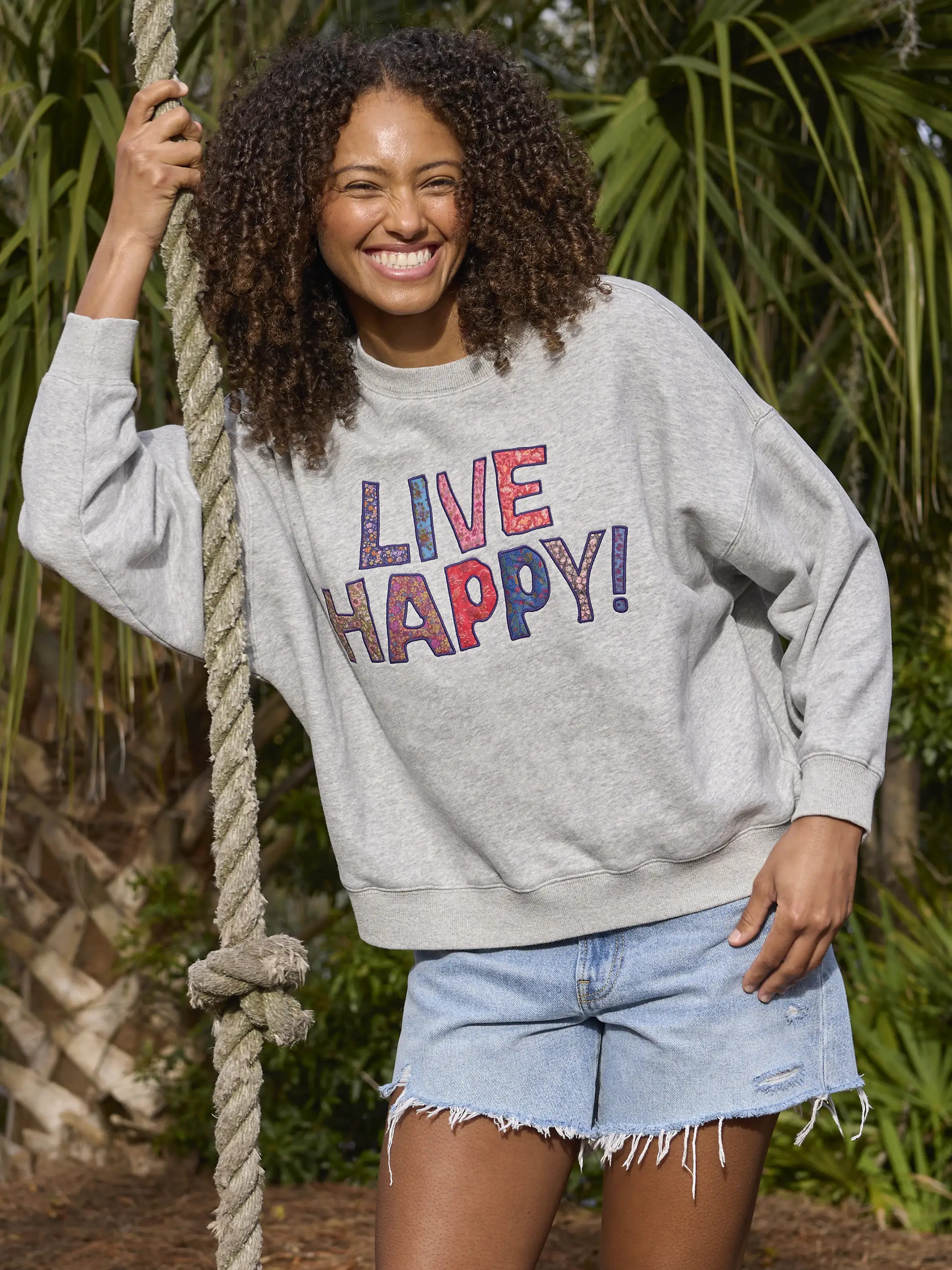 Marlowe Applique Sweatshirt | Natural Life