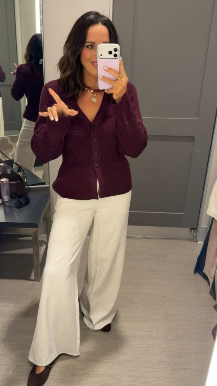 This color top 🙌🏻🤎 Target really got this one right! Such a pretty rich burgundy for fall and it makes the whole outfit look SO elevated.

#TargetFinds #TargetFashion #TargetStyle #FallFashion #FallStyle #Burgundy #AffordableFashion #TargetOutfit #LTKCreator #LTKFashion