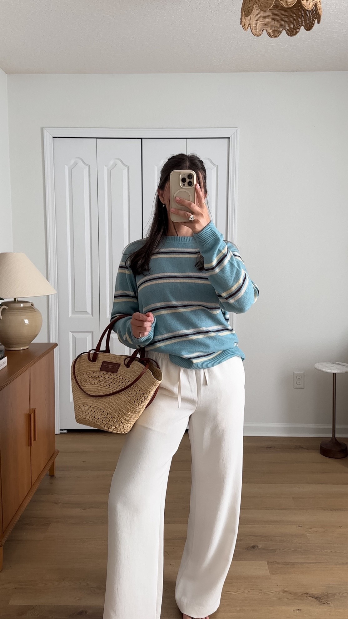 Comfy spring look! Wearing size medium sweater and small pants 

#LTKootd