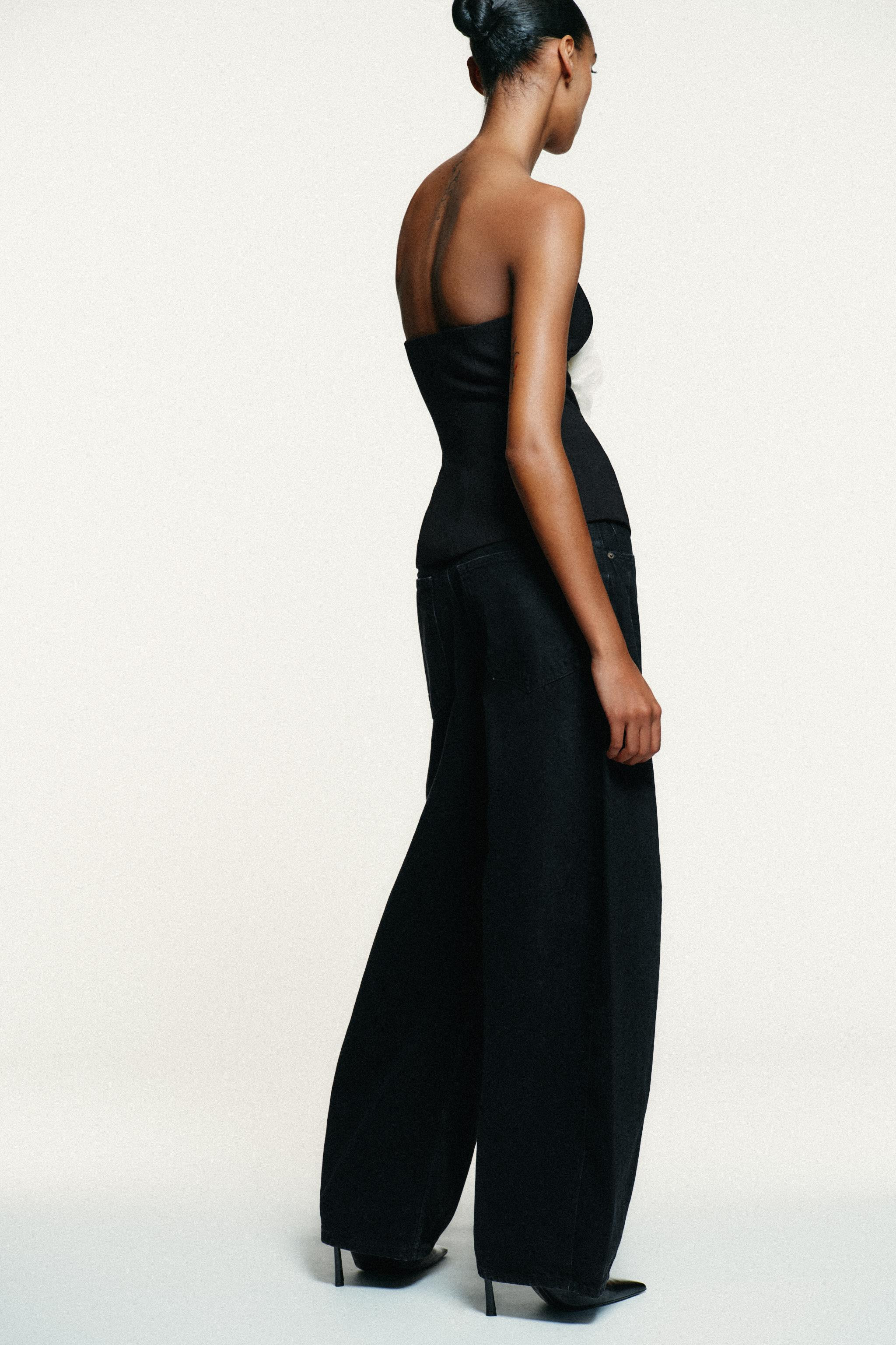 CONTRAST FLOWER BANDEAU TOP | Zara UK