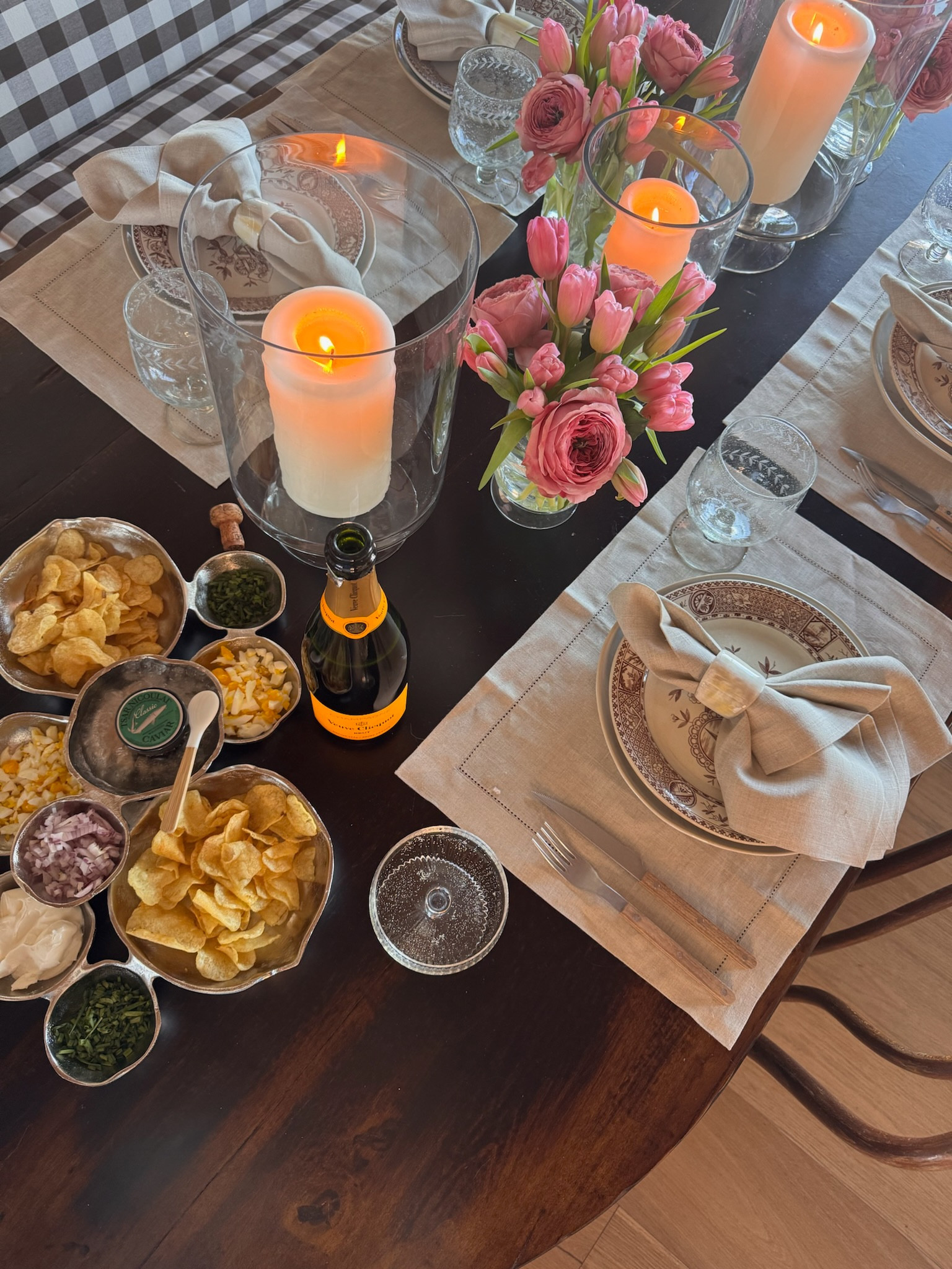 Still looking for some Valentine’s Day table inspo? This is my setup this year- all Amazon! Simple yet so elegant. Shop the look!

#LTKSeasonal #LTKHome #LTKParties