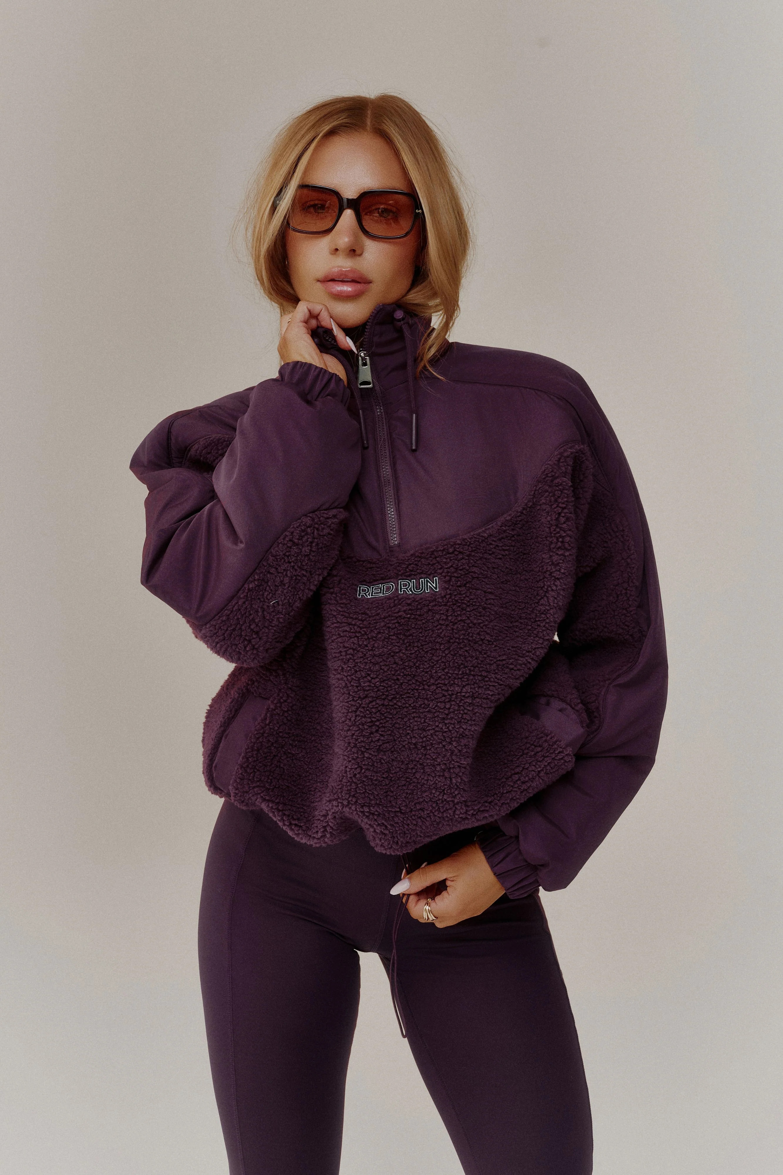 Active Shearling Pullover - Dark Cherry | Red Run (UK)