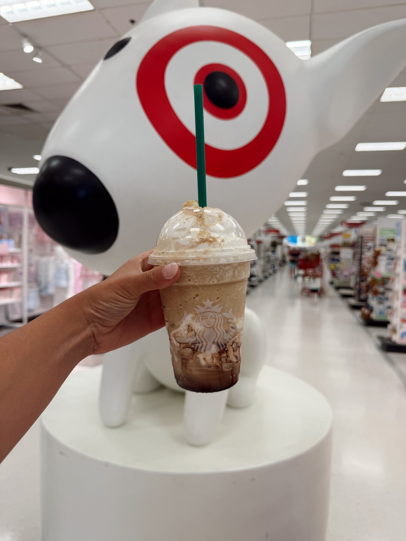#Ad July Target runs hit different when they start with Starbucks. I grabbed the S’mores Frappuccino® Blended Beverage and linked Starbucks products from Target in my LTK Shop. https://on.ltk.com/+WfXdaWU2io4mgDCMNev5oA
#targetpartner #target #StarbucksCreator @starbucks and @Target