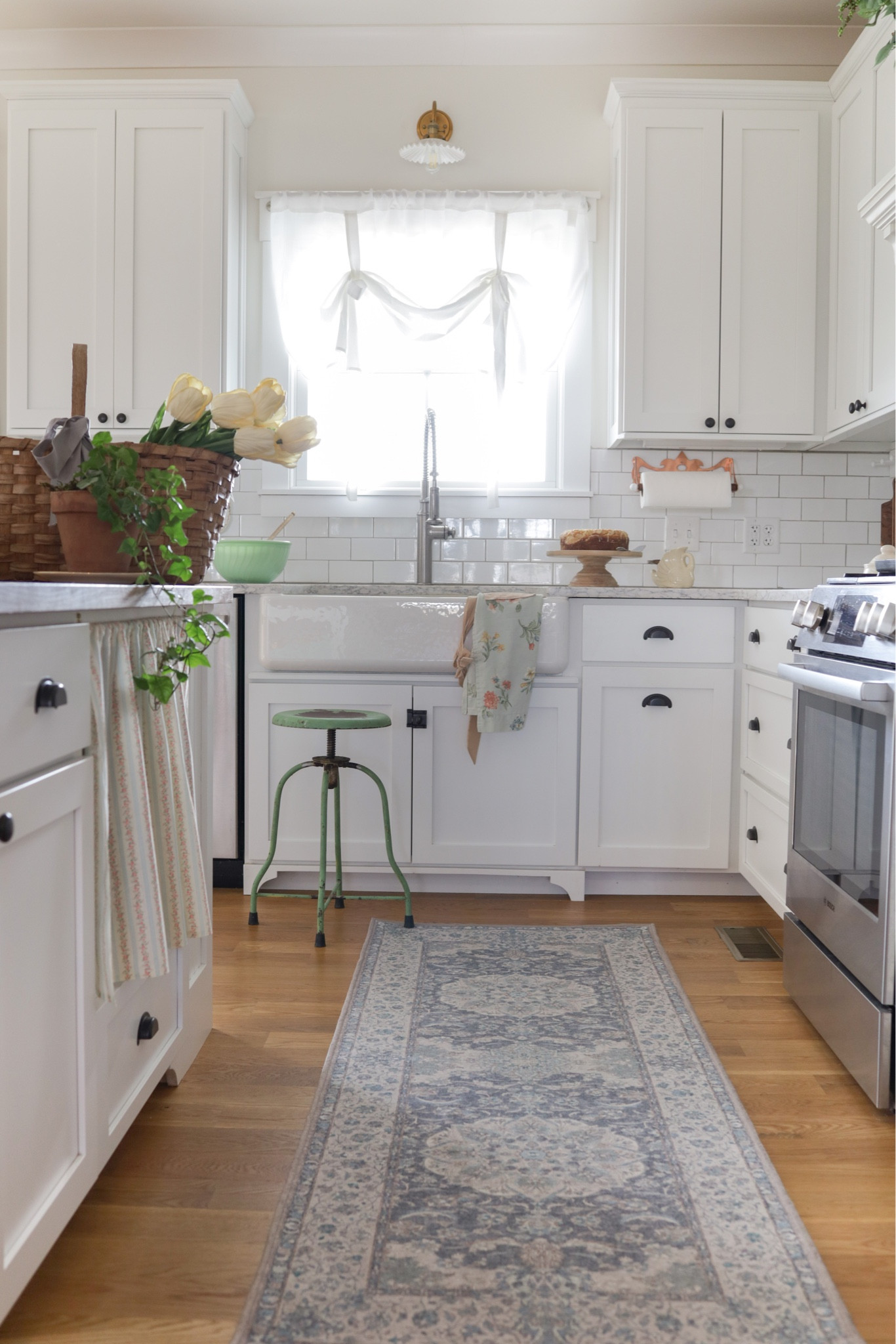 Cottage farmhouse spring kitchen 

#LTKSeasonal #LTKhome #LTKFind