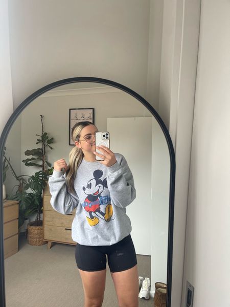 Everything is linked! Jumper is from Disneyland so I’ve linked similar x
