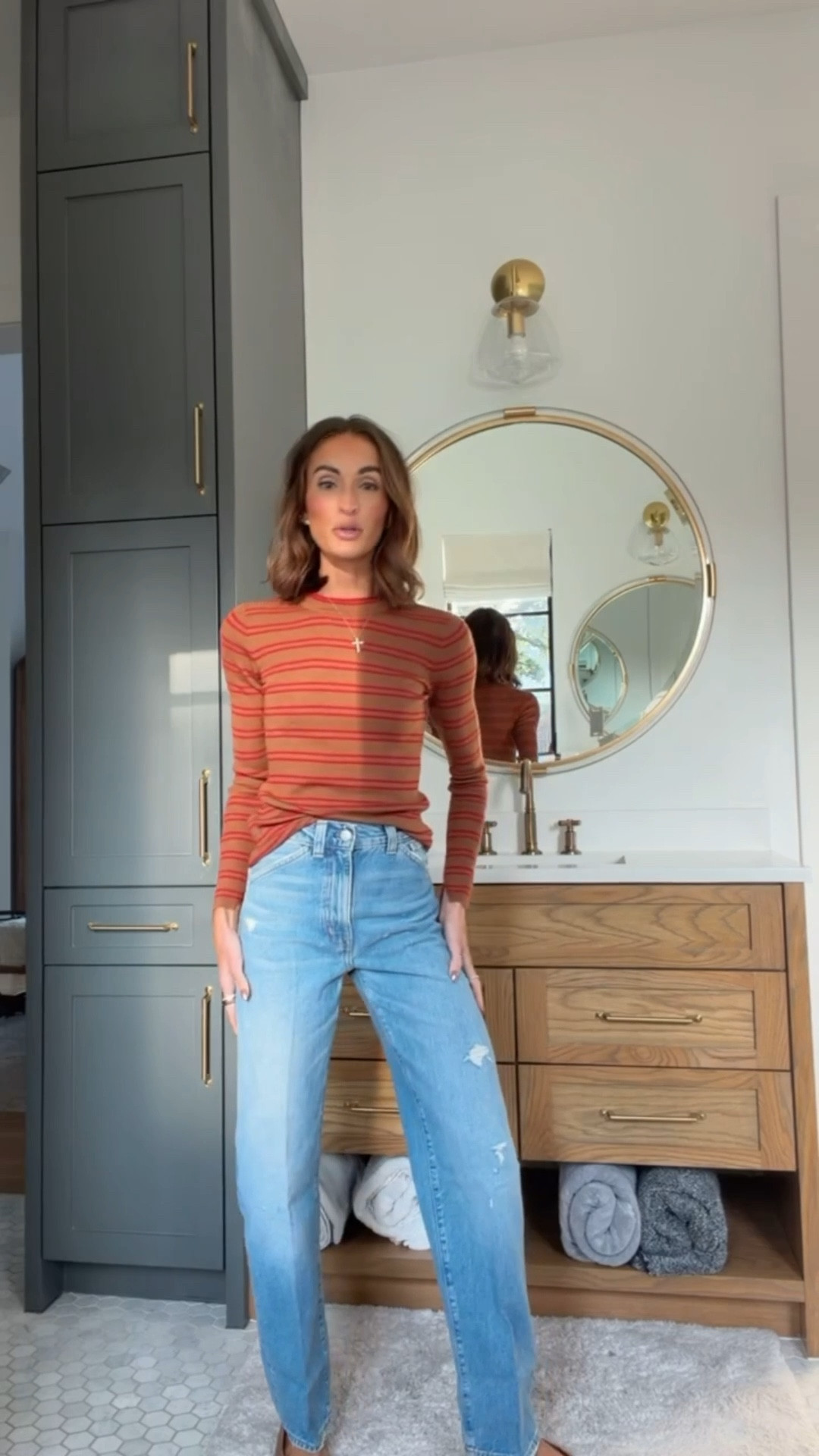 ls top + jeans both on major sale! 😍

#LTKSaleAlert #LTKHoliday