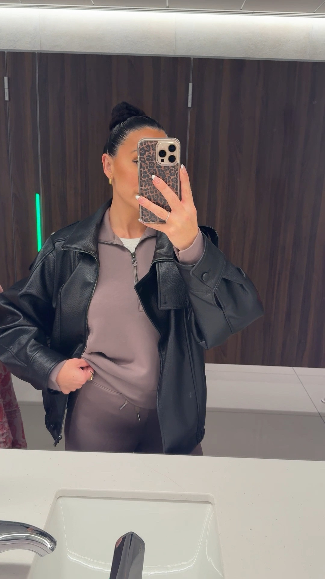 Going back home! Sharing my travel outfit back home. 
Amazon leather jacket size small
Spanx air essentials pullover size small
Spanx air essentials wide leg pants size small
Adidas sneakers 


#LTKdayinmylife #LTKootd #LTKTravel