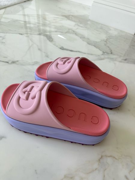 Y’all - I have found the PERFECT beach sandal. They’re so cute and comfortable for a long day. 

gucci l gucci slides l sandals l beach style l beach sandal
