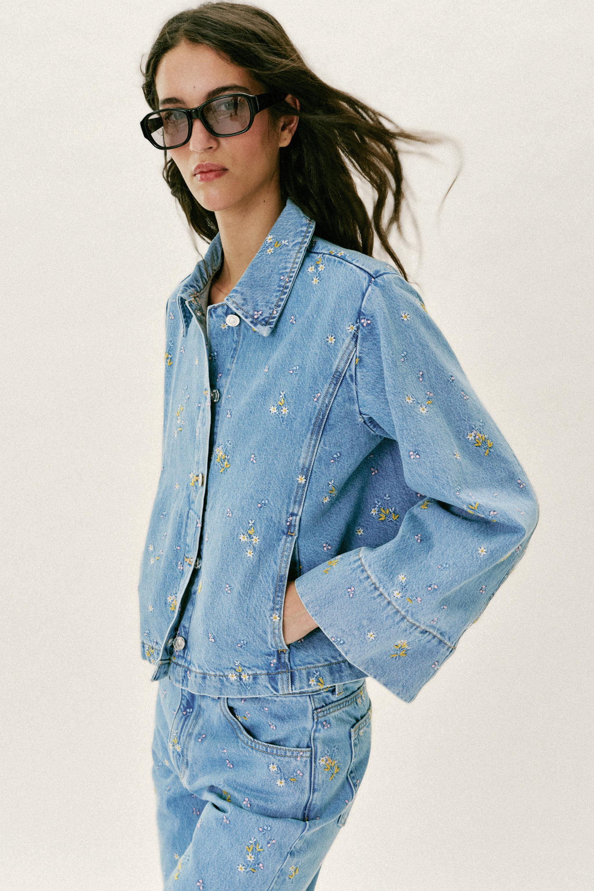 Z1975 EMBROIDERED FLORAL DENIM JACKET AND BERMUDA SHORTS SET | ZARA United Kingdom | Zara UK