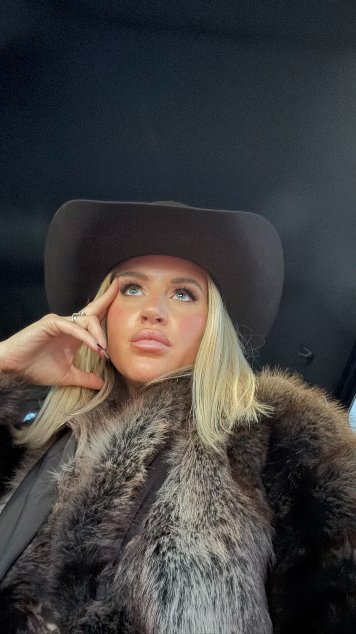 Christmas Card photo outfit 🤠🤎

#LTKHoliday #LTKSeasonal