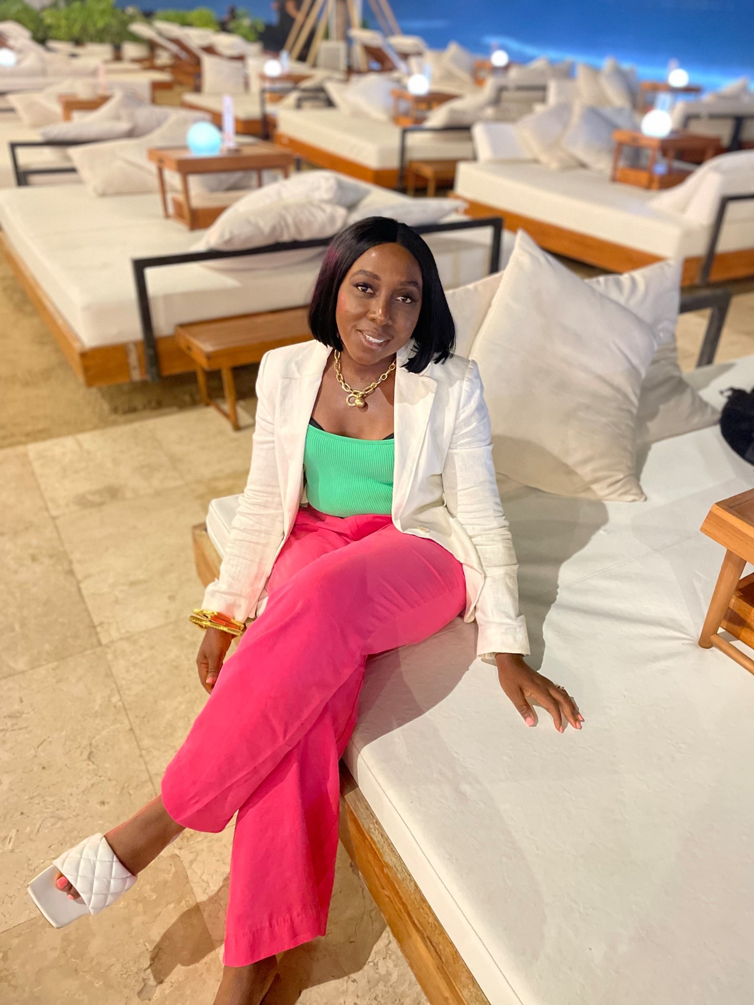 What I wore to Finn’s Beach Club Bali 

#LTKMidsize #LTKStyleTip #LTKOver40