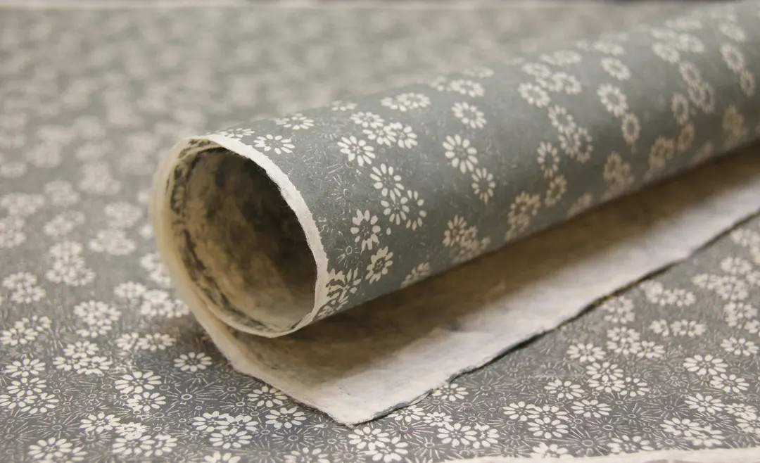 White Daisy Grey Flower Pattern Handmade Wrapping Paper Gift Wrap 3 Sheets Floral Print - Etsy | Etsy (US)