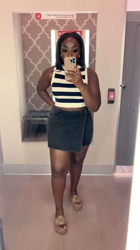 This skort has so much potential! Mad cute, but because of my waist to hip proportion, it don’t look right! Its giving low rise and these curves live in high waist bottoms, Mmkay?! Wish I could’ve made this work. Also, it was too small. (size 12)

#LTKxNSale #LTKstyletip #LTKbeauty