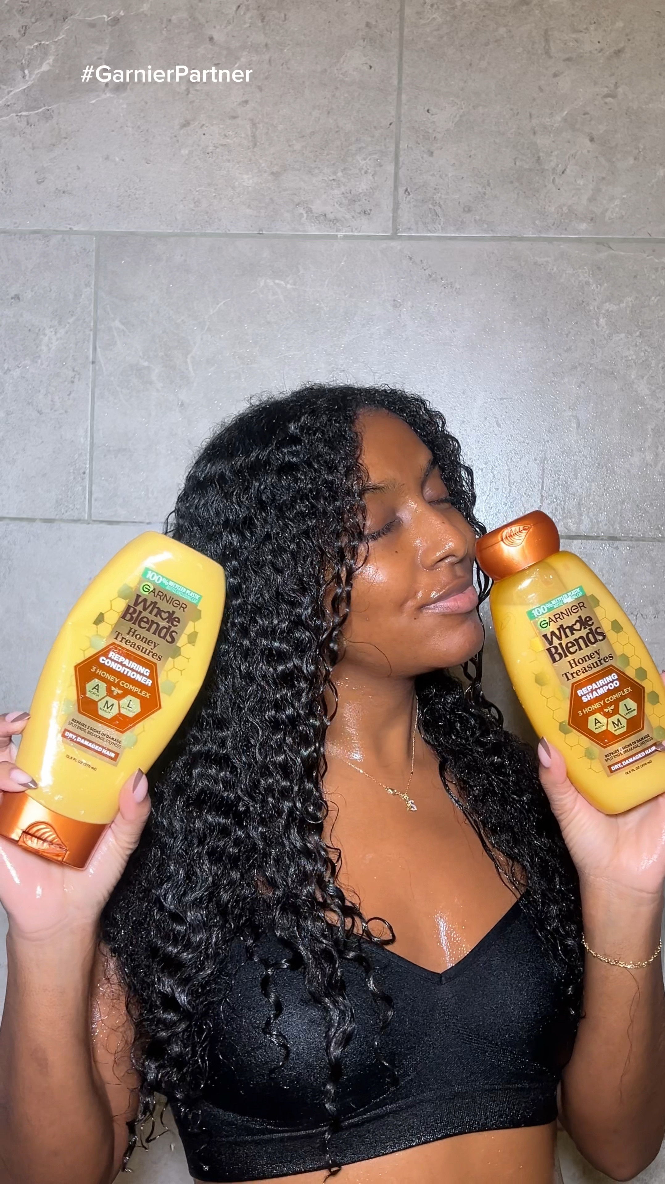 #ad I love a good wash day w/ products that give my hair all the TLC it needs! The Garnier Whole Blends Honey Treasures Repairing Shampoo & Conditioner is the perfect duo for repairing and moisturizing my hair after a month of protective styling! @garnierusa 💛

#TargetStyle  #targetpartner #Target @targetstyle @Target #GarnierPartner