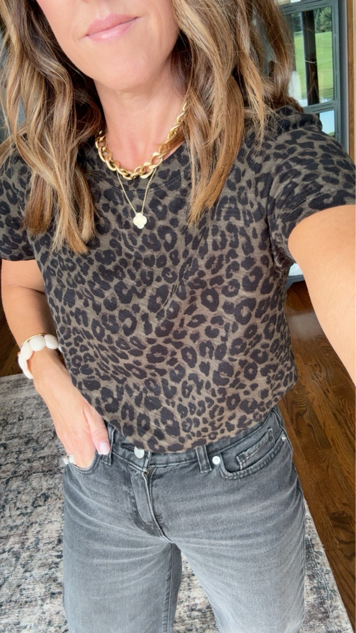Leopard print tee. Olive green. 
Size small. 
An elevated tee for a fun Fall look

#LTKOver40 #LTKSeasonal