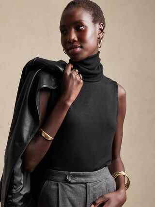 Soft Luxe Turtleneck TopSpend $100+, Get 25% offProduct Selections$40.0040% offNow $24.00Color: b... | Banana Republic Factory