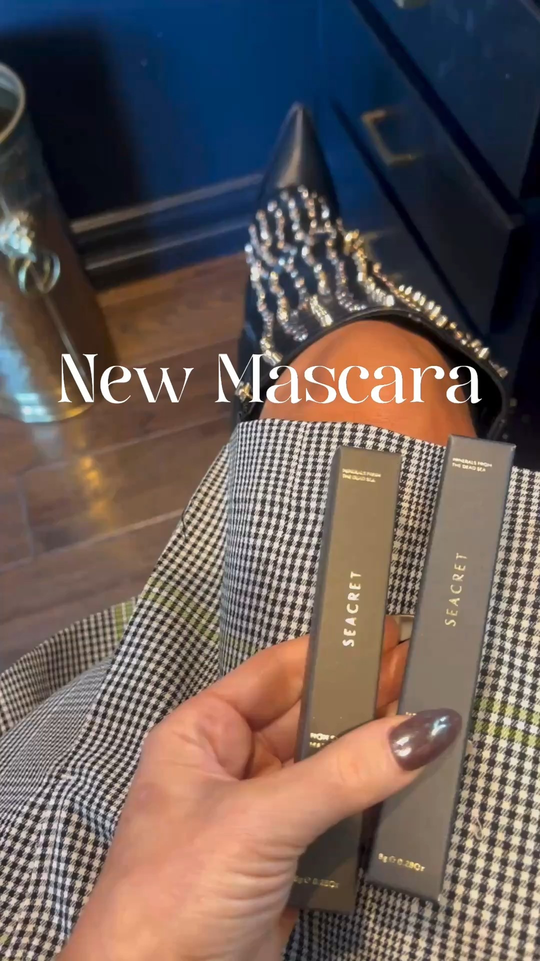 Use discount code AIRICA25 to save on your @seacret order #ad

#LTKOver40 #LTKBeauty #LTKFindsUnder50