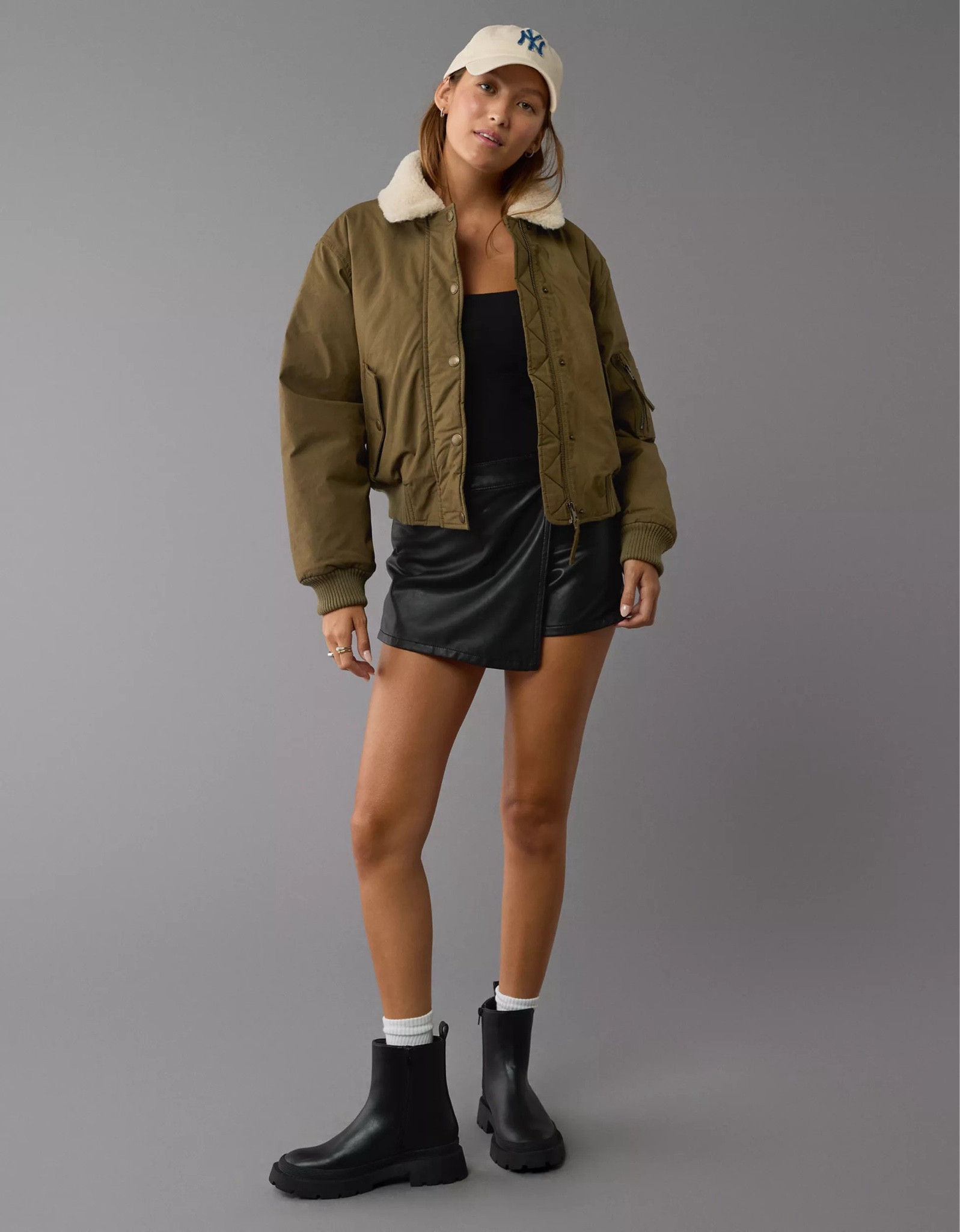 AE Oversized Sherpa Collar Bomber Jacket

#LTKCyberWeek #LTKGiftGuide #LTKSeasonal