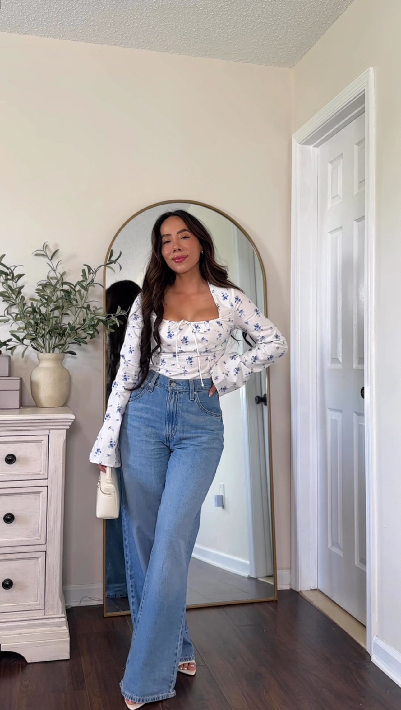 These jeans are perfection! Wearing size XS top and 25 jeans #targetfinds #levis 

#LTKStyleTip #LTKFindsUnder50 #LTKPetite