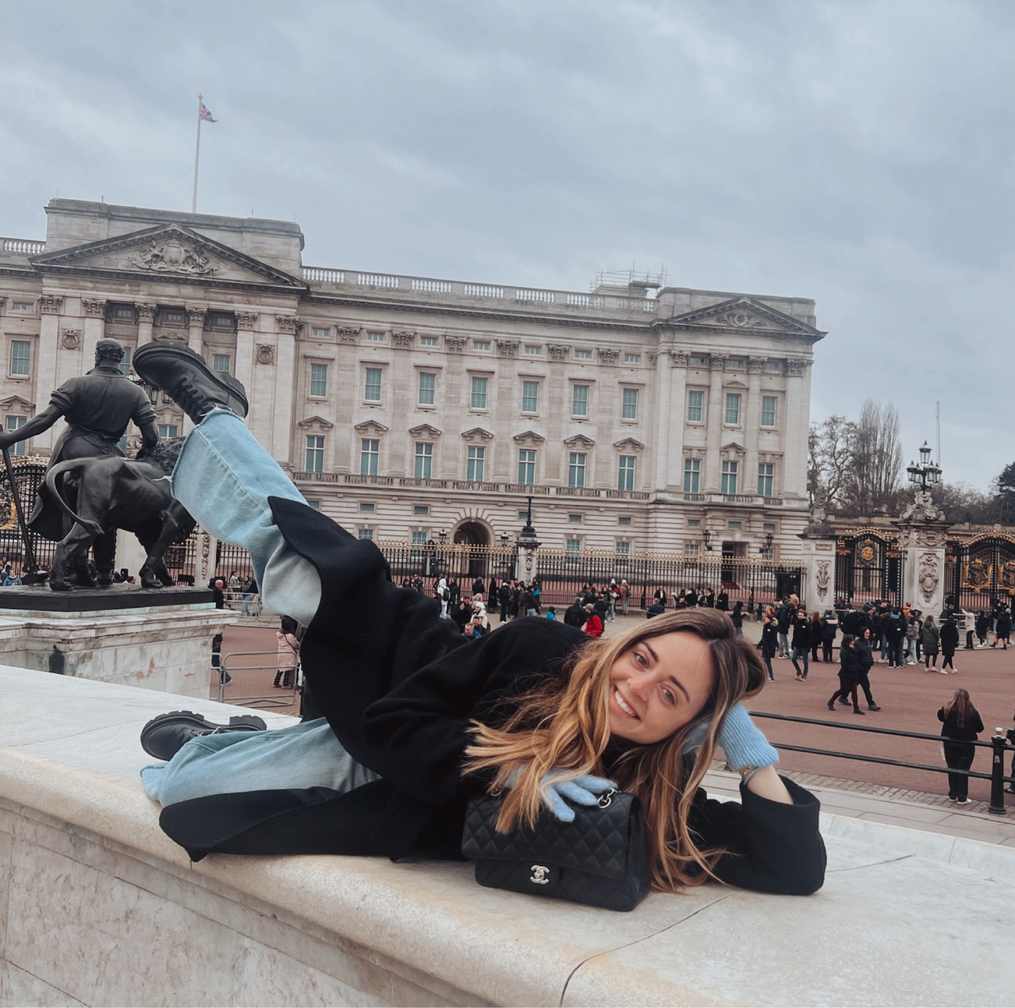 There’s something magical about the perfect jacket - it’s the finishing touch that takes an outfit from good to great! Here are my jacket picks for both men and women! 

#jackets 
#outerwear 


#LTKTravel #LTKStyleTip #LTKGiftGuide