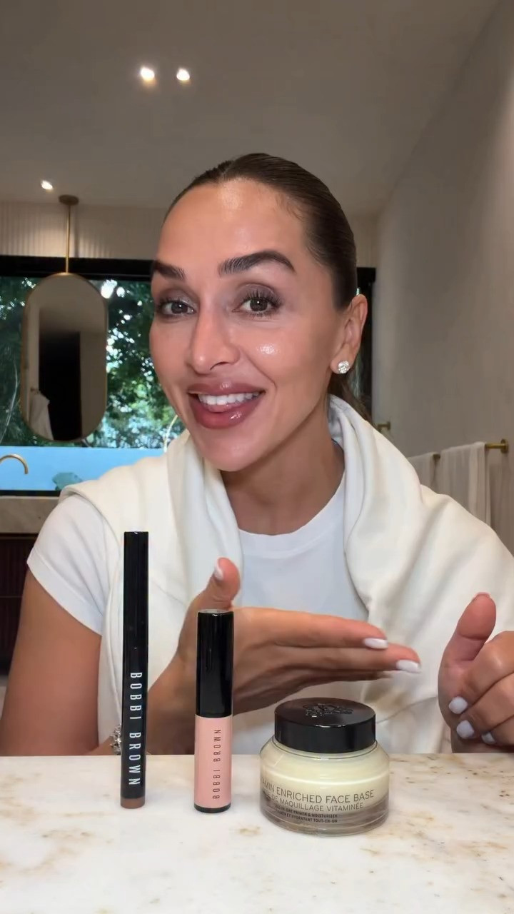 These are the 3 products I always end up restocking — so if you’ve been thinking about trying anything from @bobbibrown now’s the time. Their sitewide Friends & Family sale is 25% off from April 26–May 6 

 #LTKgrwm #LTKSaleAlert #LTKBeauty