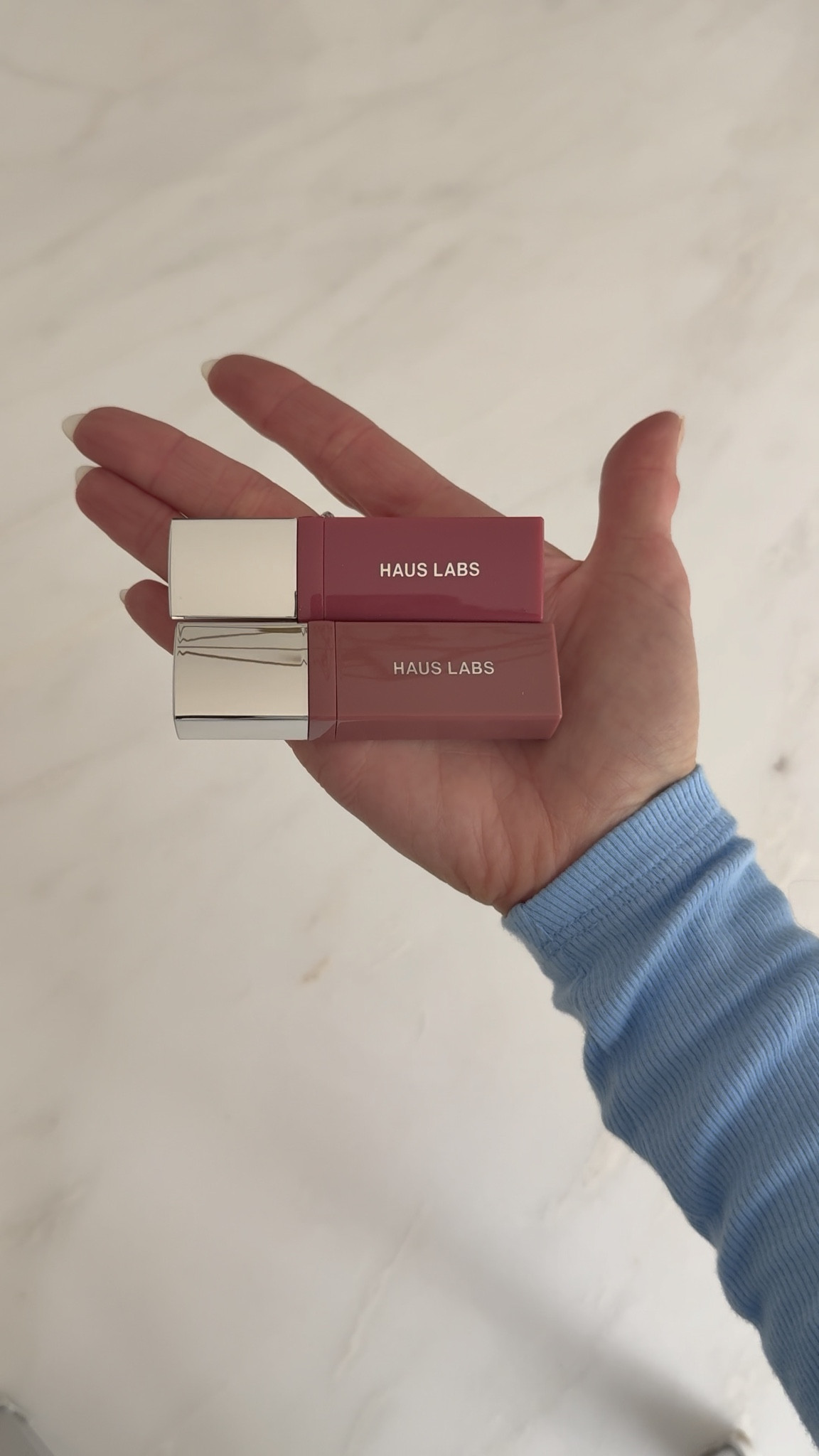 @hauslabs atomic shake all day wear lip with glossy finish. Obsessed with this product  

#LTKBeauty #LTKOver40 #LTKgrwm