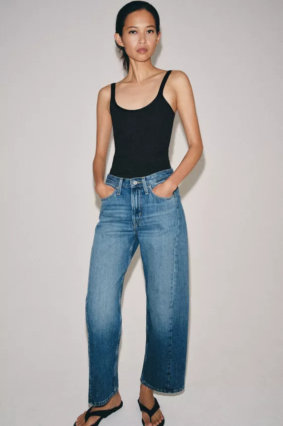 ZW COLLECTION MID-RISE ANKLE RELAXED JEANS | Zara Canada