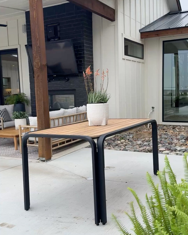 Our outdoor space just got a major upgrade with some gorgeous new pieces from AllModern!