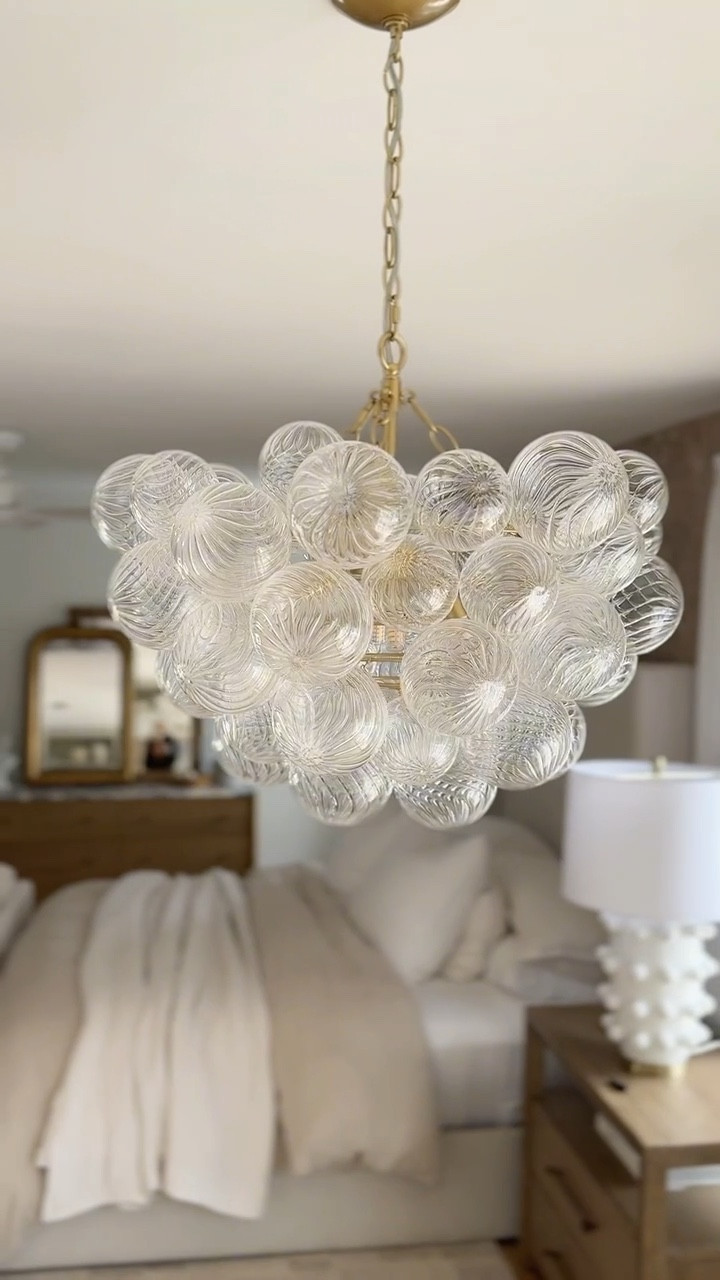 Bedroom Decor 

#bedroomdecor #cljsquad #amazonhome #organicmodern #homedecortips #bedroomremodel 

#LTKHome #LTKVideo #LTKSaleAlert