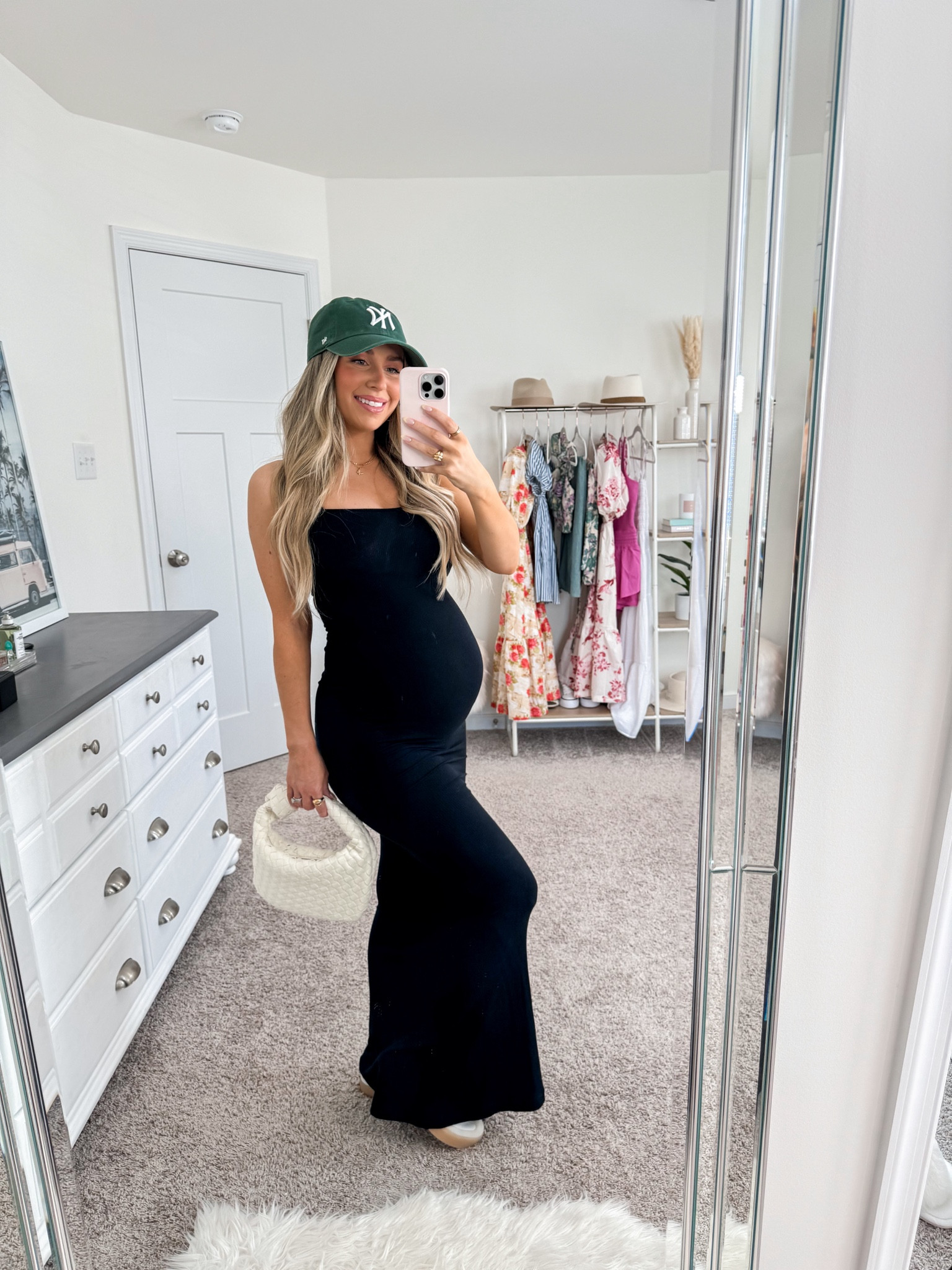 non maternity but bump friendly dress under $50! Wearing a xs 

#LTKFindsUnder50 #LTKBump #LTKStyleTip