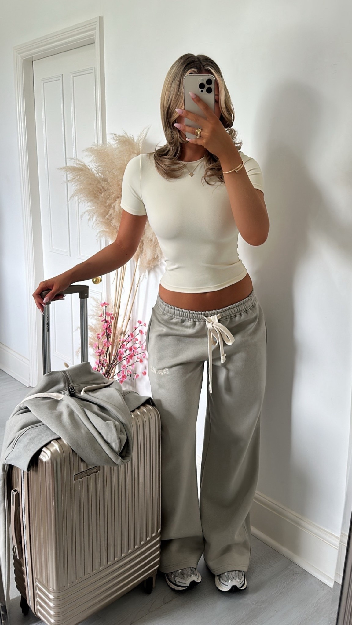 Airport fit 🤍 

#LTKsummer #LTKtravel #LTKstyletip