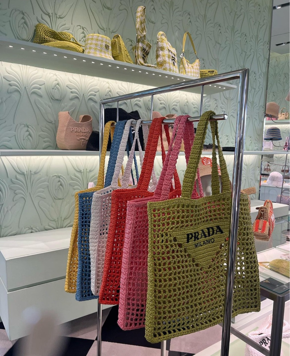 Prada 💚

#LTKaustralia #LTKFind #LTKSeasonal