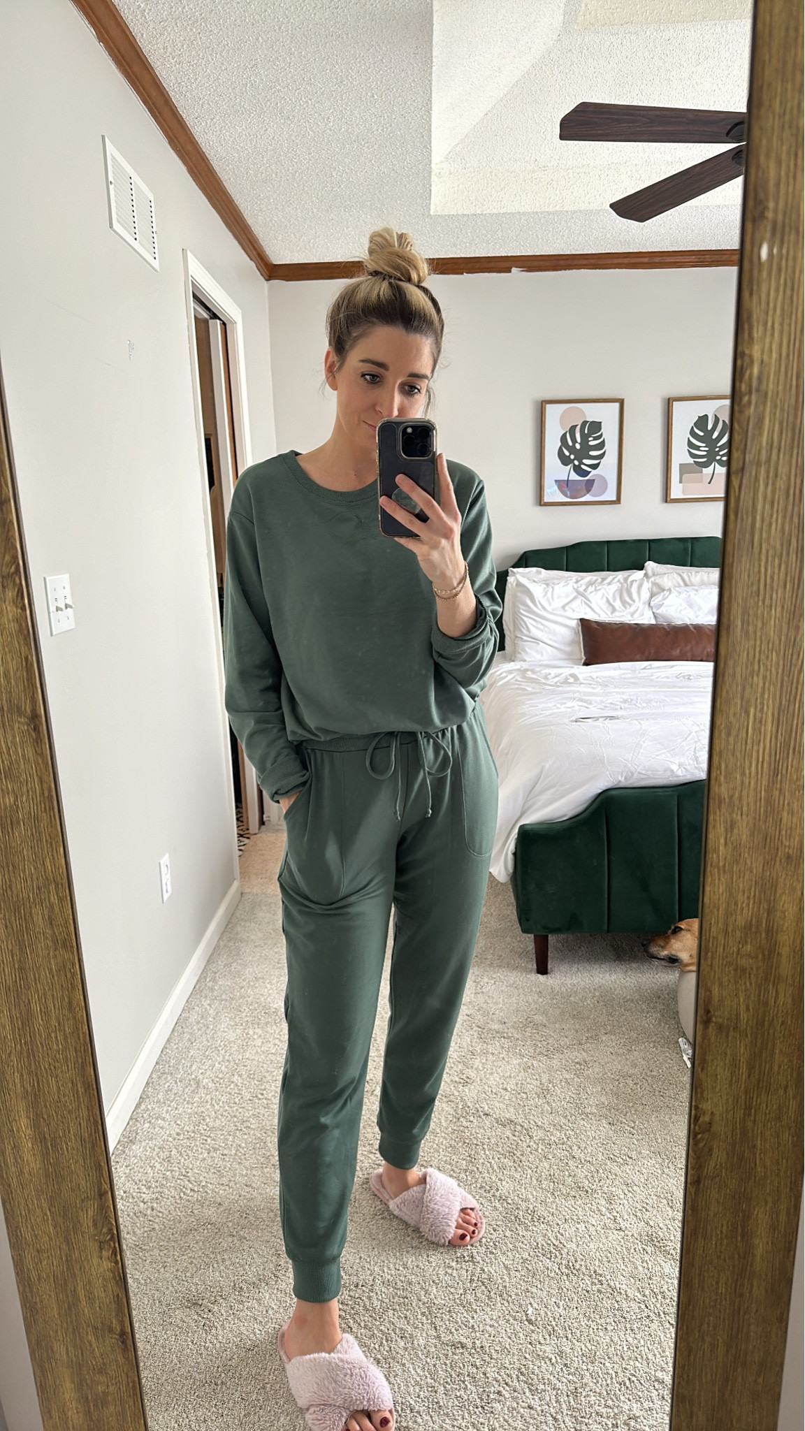 This fleece set is so soft and the color is gorgeous! TTS. Wearing a medium in bottoms and sized up to a large in top to wear with leggings but could have stuck with a medium. Target set 

#LTKfindsunder50 #LTKstyletip #LTKSeasonal