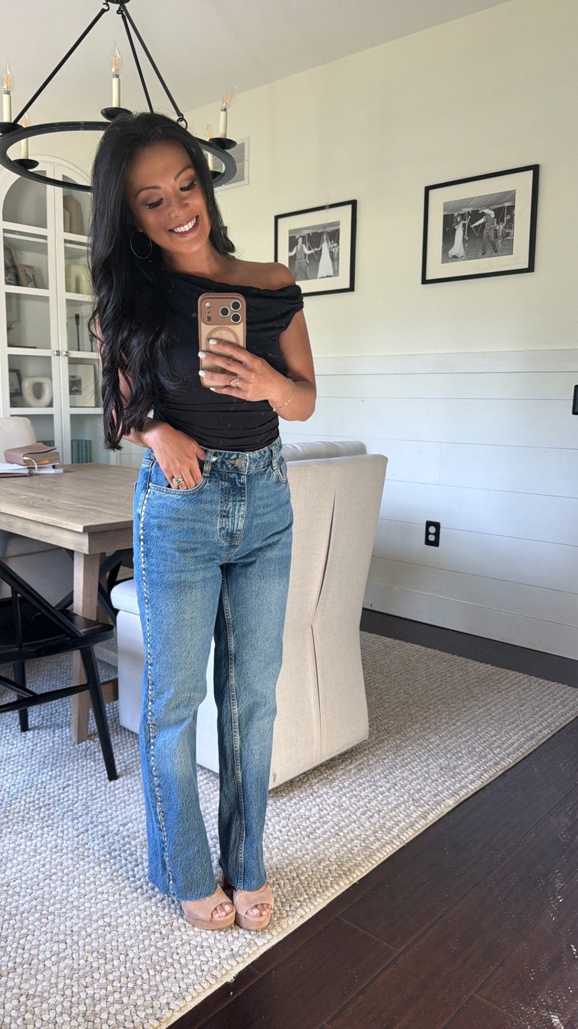 Love a $23 elevated basic top! 😍

#LTKmomlife #LTKgrwm #LTKPetite