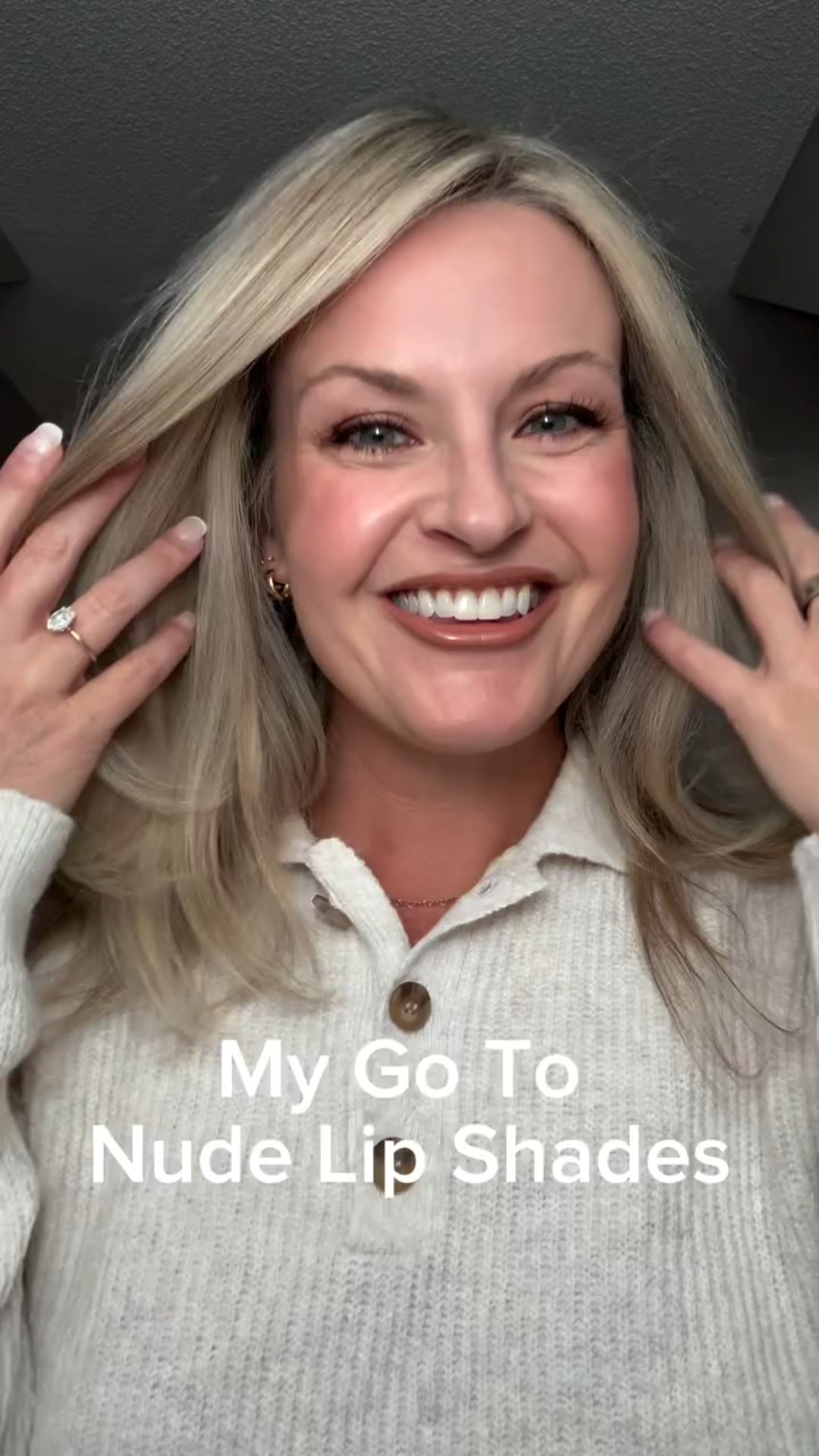 Fall 🍁is in the air and I'm switching up my lip color💋
@nudeenvie in Sweet & Spicy is my go to for the perfect nude lip look!
Linked my combo on my LTK✅ Link in BIO
#nudeenvie #gointhenudes #ad #ltk