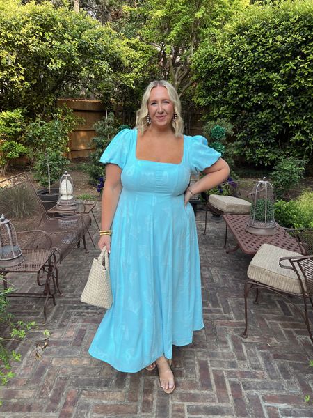 Got the blues 🩵

Wore this dress last night and three people complimented me on it - safe to say it’s a winner!

XS-3X 🛍️



#LTKSeasonal #LTKplussize #LTKparties