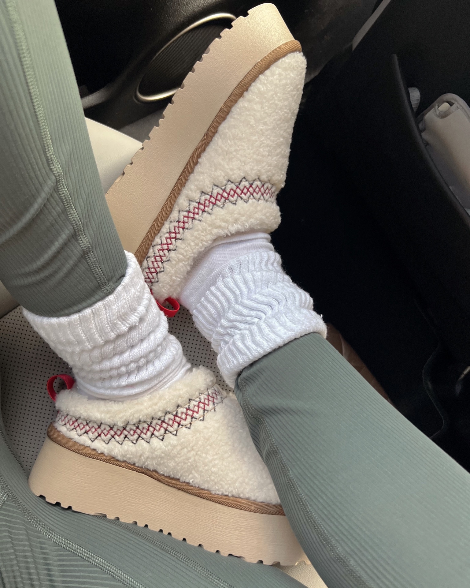 Road trip fit🫶🏼 so cozy & cute! The ribbed lulu lemon align leggings are my absolute favorite  

#LTKGiftGuide #LTKshoecrush #LTKSeasonal