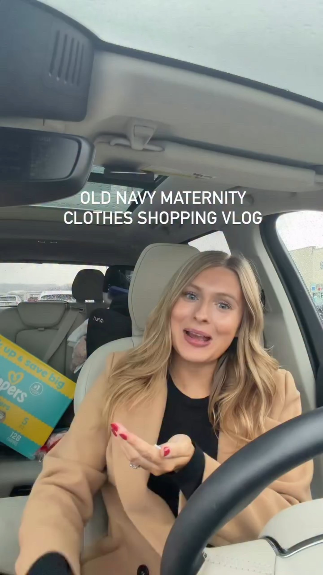 Where are we shopping for pregnancy outfits? @oldnavy has so many new arrivals I can’t wait to wear after I have this baby! 

#secondtrimester #maternityclothes #pregnant #shoppingvlog #pregnancyoutfit