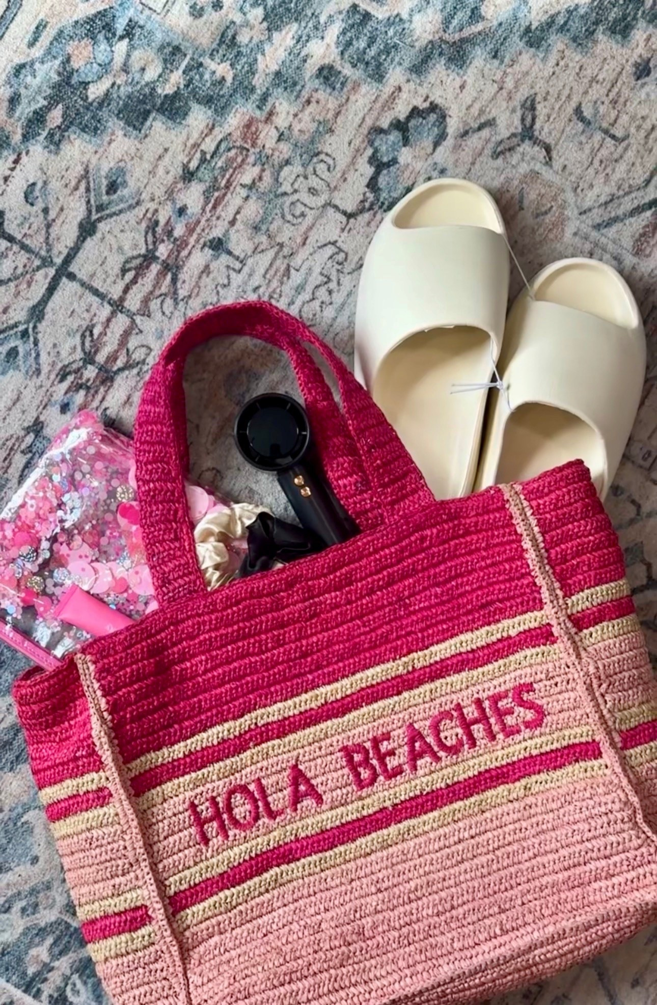 Essentials for my summer bag ☀️👛 A few of these are UNDER A DOLLAR at AliExpress!! Rounding up my rechargeable hand fan, slides and ponytail bundle here! 

Hair accessories 
Beach bag
Summer staples 
Pool day essentials 
What I packed
Cosmetic bag

#LTKSaleAlert #LTKBeauty #LTKSwim