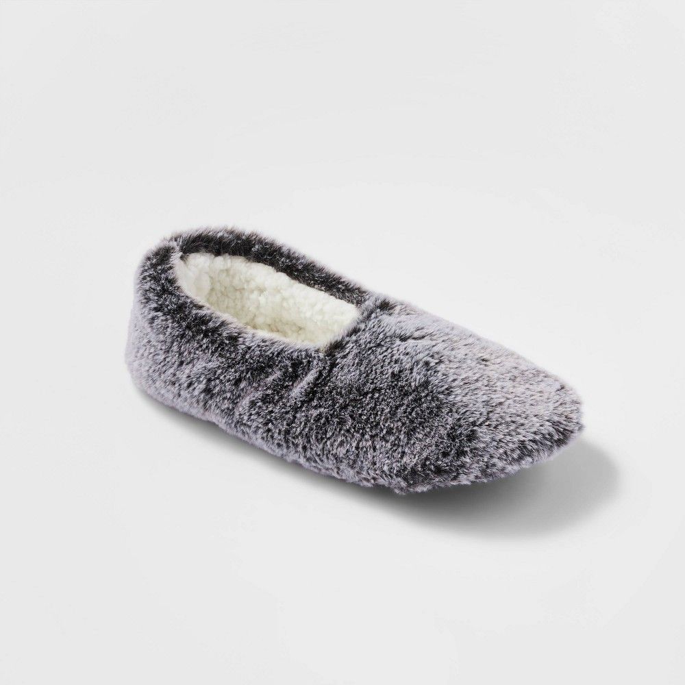 Women's Faux Fur Pull-On Slipper Socks - Black S/M | Target